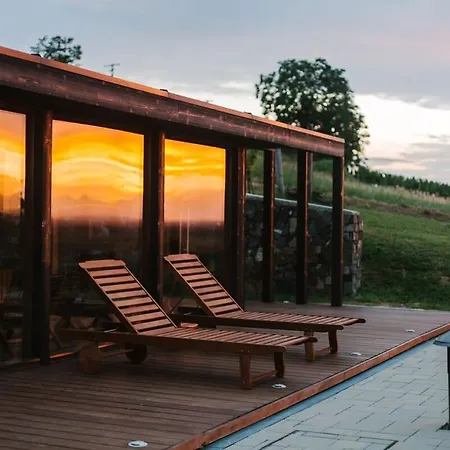 Perfect Vacation At Winery * Somloszolos